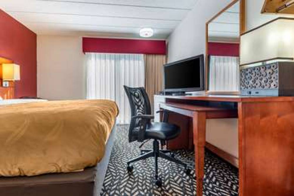 QUALITY INN FALCONER - JAMESTOWN 10