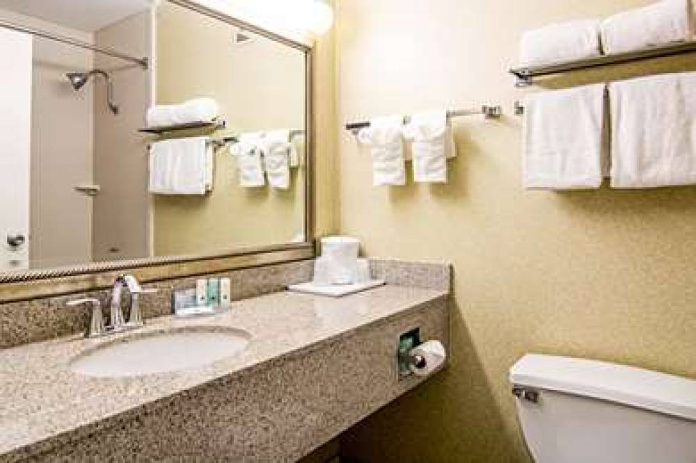 QUALITY INN FREEMONT 5