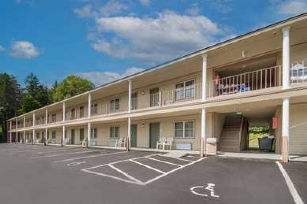 QUALITY INN GREAT BARRINGTON 5