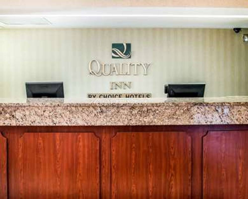 Quality Inn Holland 5