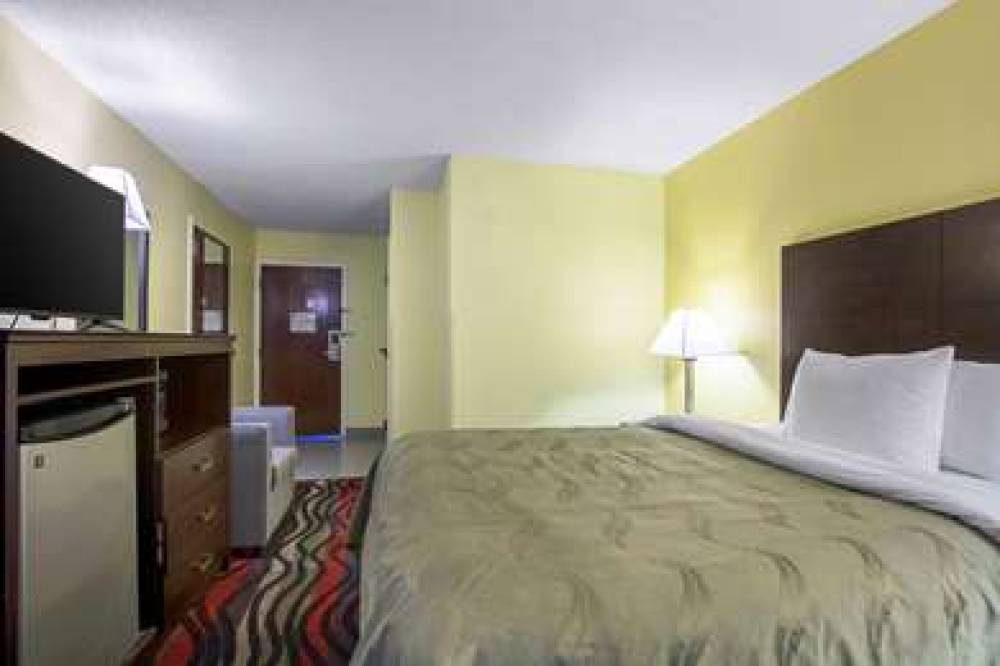 QUALITY INN HOLLY SPRINGS 10