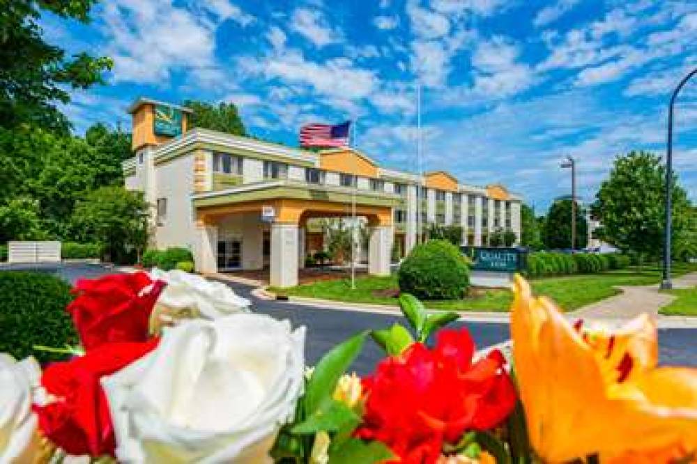 QUALITY INN HUNTERSVILLE NEAR LAKE 5