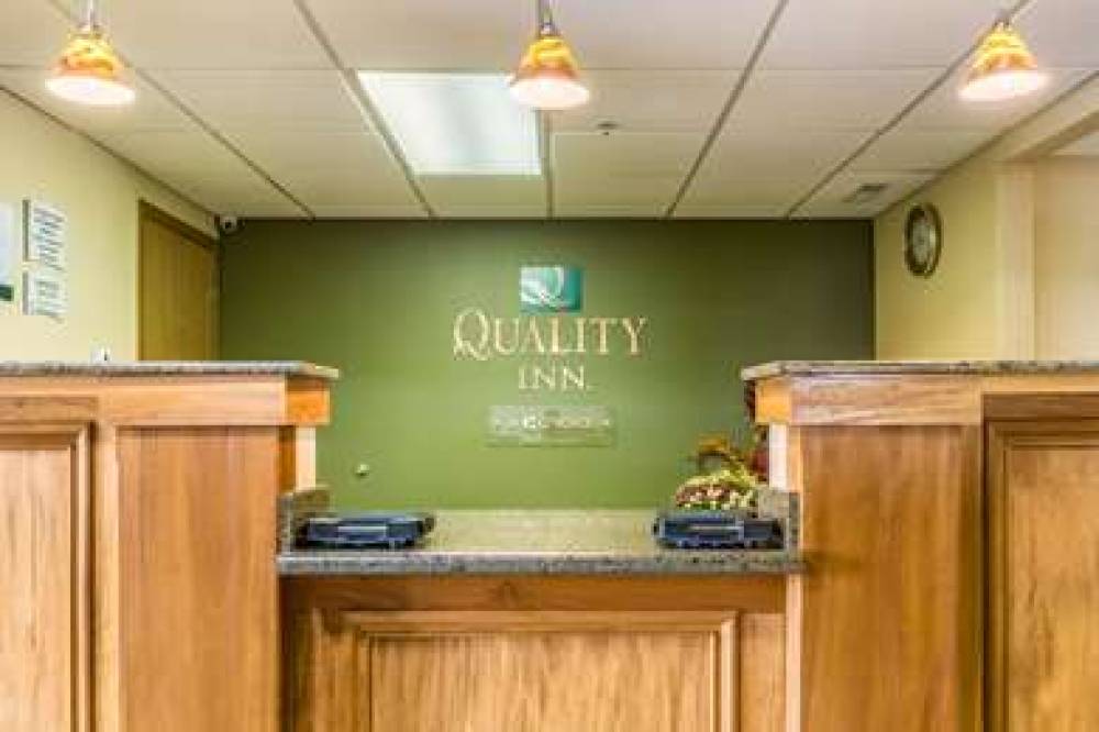 QUALITY INN I-74 BATESVILLE 5