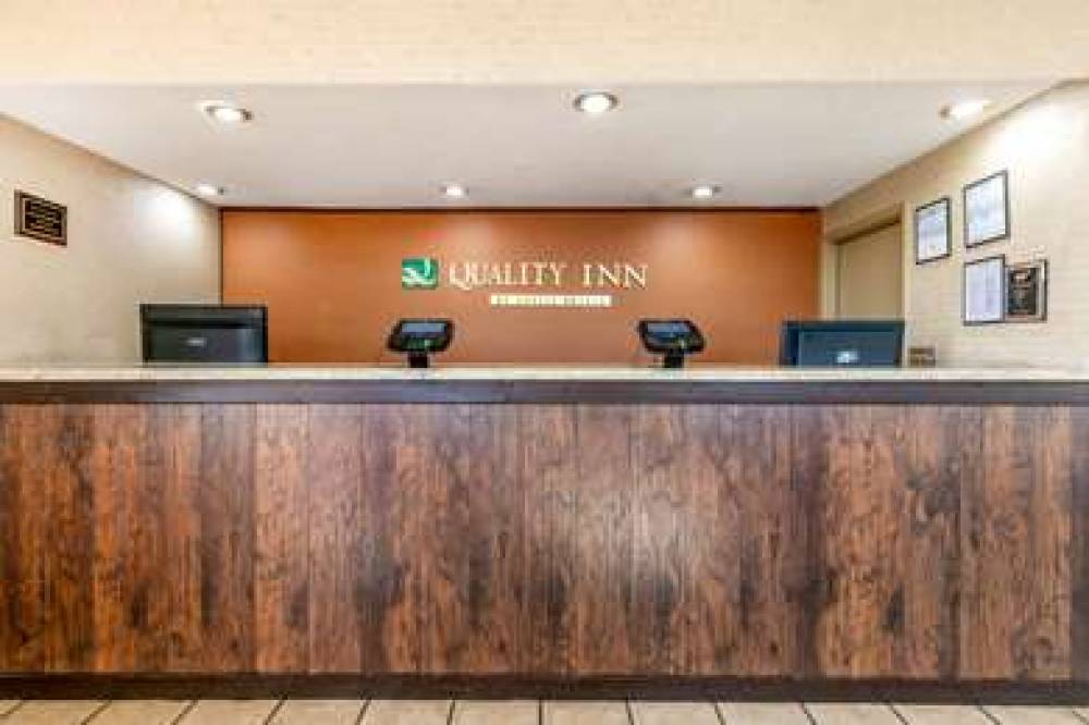 Quality Inn Manchester 4