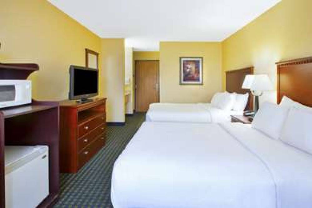 QUALITY INN MARSHALL NEAR I-69 9