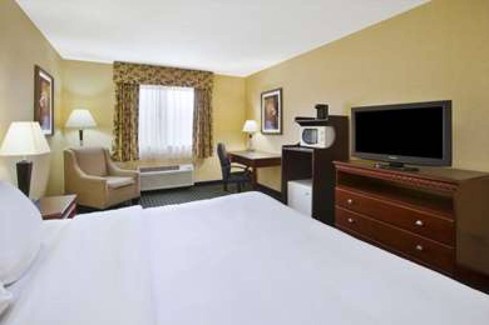 QUALITY INN MARSHALL NEAR I-69 10