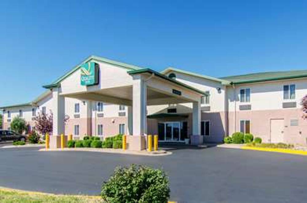 Quality Inn Near Fort Riley 1