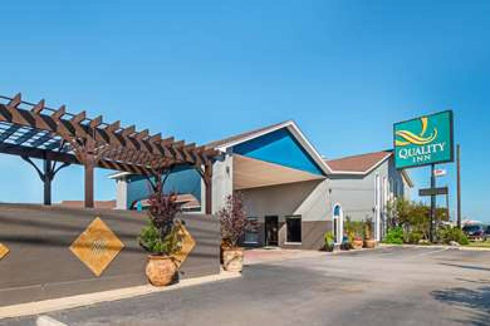 Quality Inn Near Lake Marble Falls 1