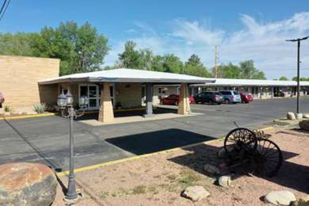 QUALITY INN NEAR MESA VERDE 6