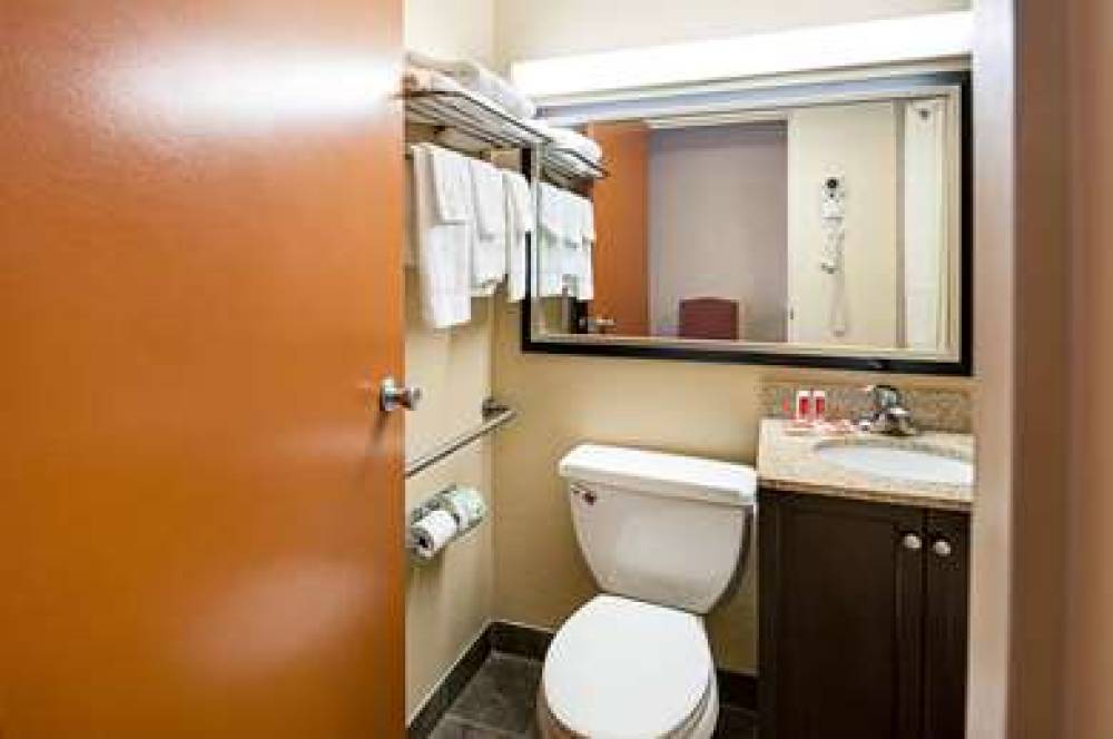 Quality Inn Near Pimlico Racetrack 8