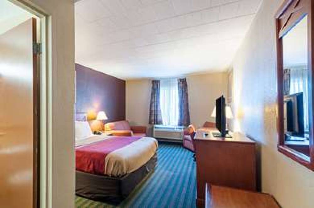 Quality Inn Near Pimlico Racetrack 5