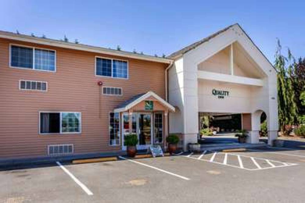 Quality Inn Near Seattle Premium Outlets 2