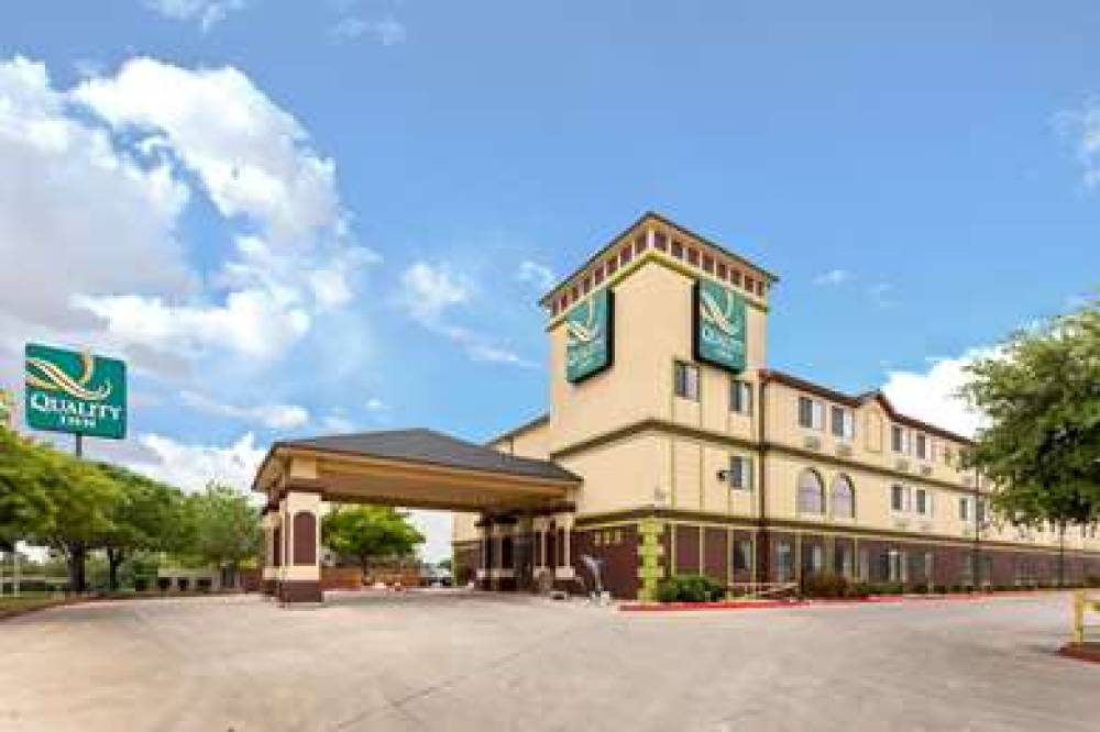 Quality Inn Near SeaWorld - Lackland 1