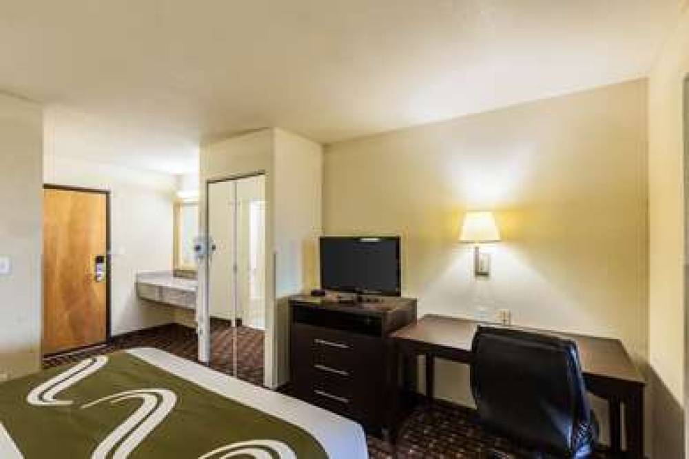 Quality Inn Near SeaWorld - Lackland 10