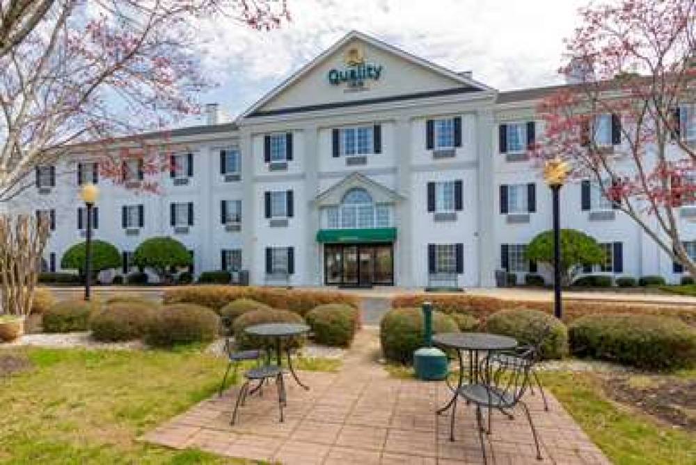 QUALITY INN NEWNAN 1