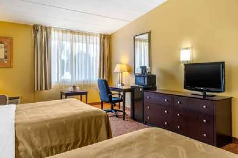 QUALITY INN OLD SAYBROOK - WESTBROO 7