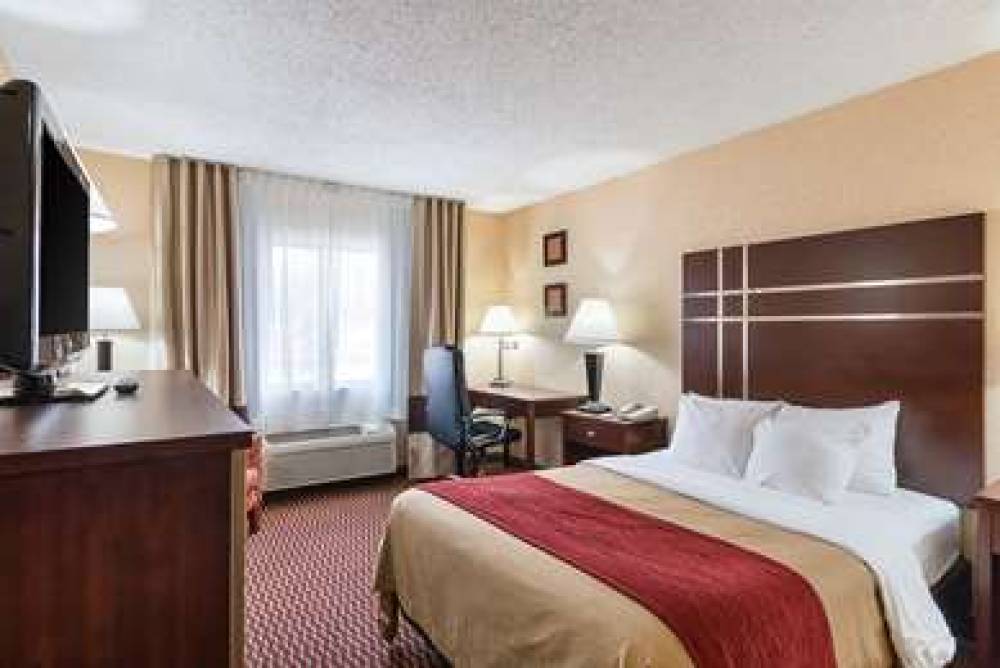 QUALITY INN PARKERSBURG NORTH-VIENN 6