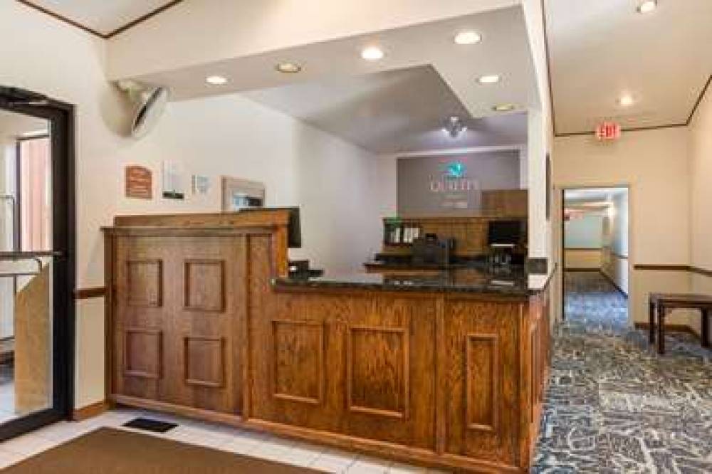 QUALITY INN PETOSKEY-HARBOR SPRINGS 5