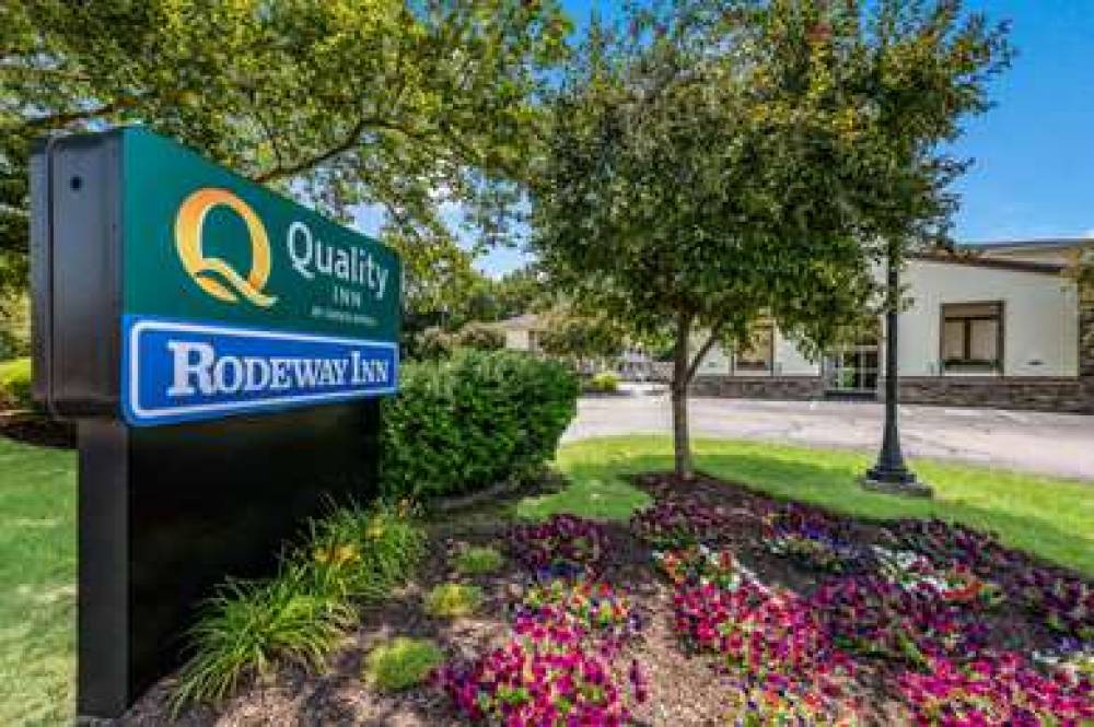 QUALITY INN POUGHKEEPSIE 2