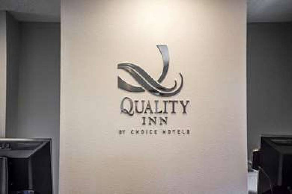 Quality Inn 4