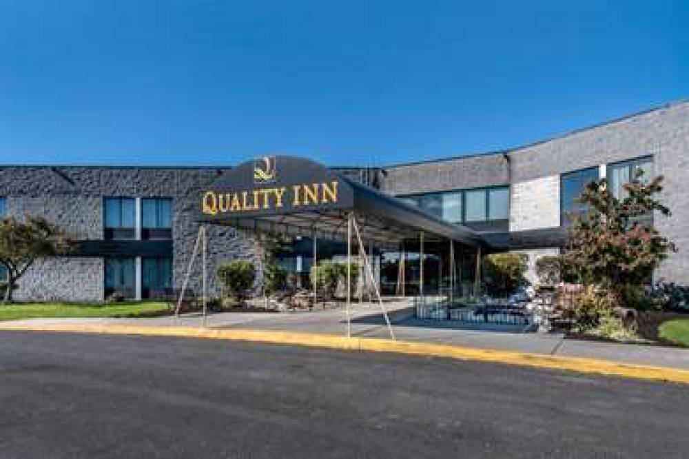 QUALITY INN 1