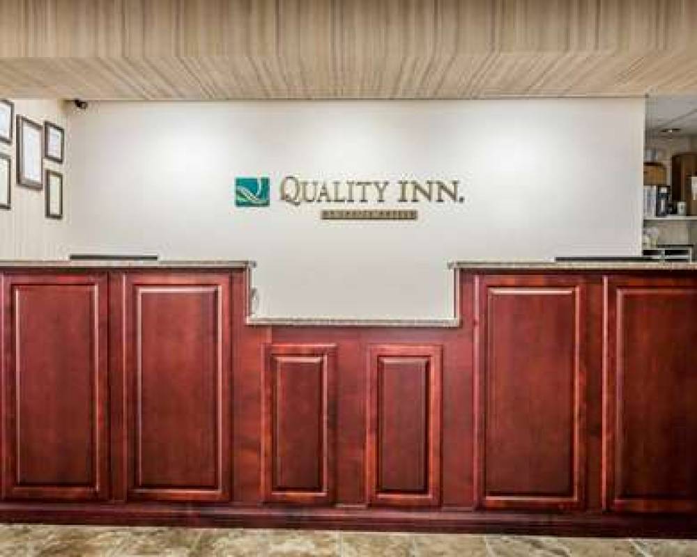 Quality Inn 4