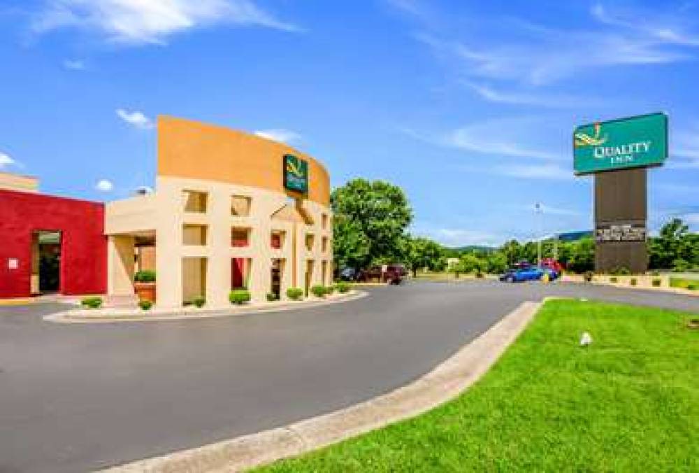 Quality Inn Roanoke Airport 1