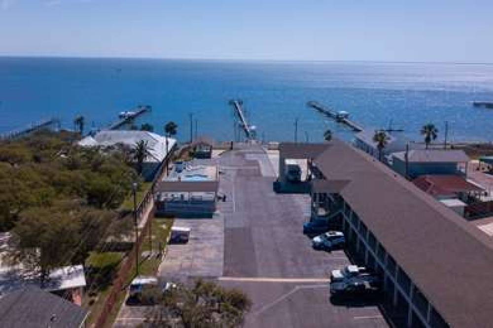 QUALITY INN ROCKPORT ON ARANSAS BAY 9