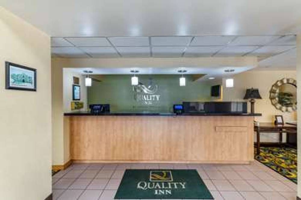 QUALITY INN SAN ANTONIO FIESTA AT S 3