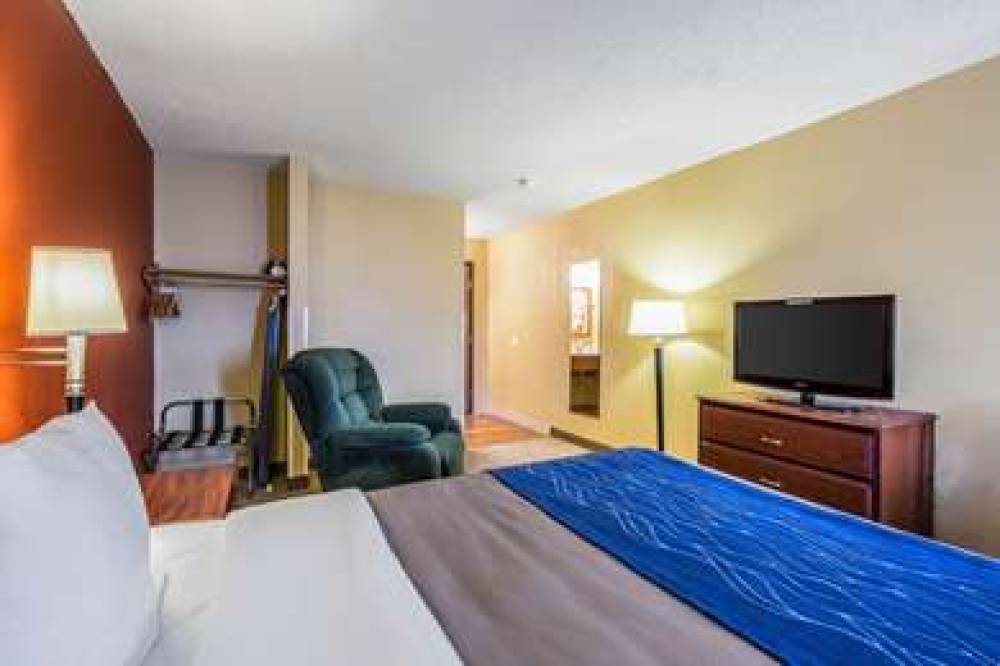 QUALITY INN SCOTTSBLUFF 4