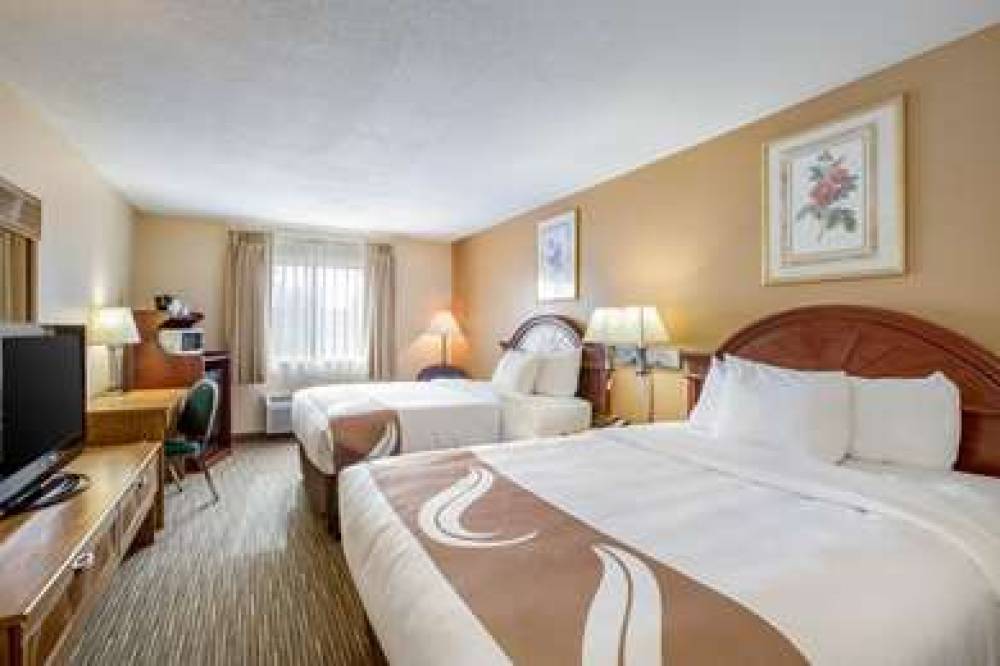 QUALITY INN - STORM LAKE 8