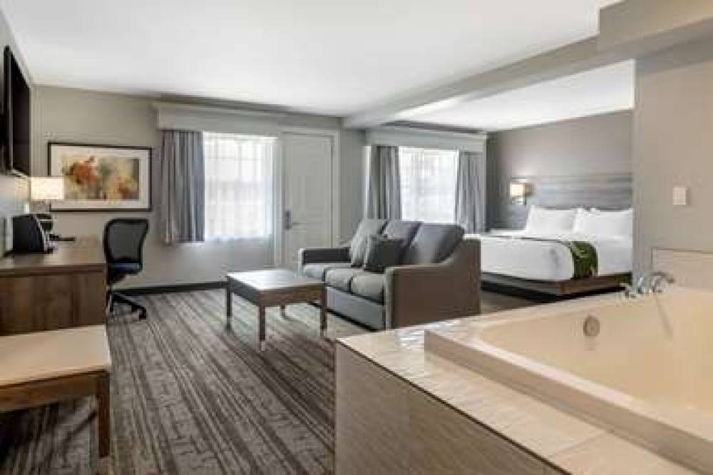 QUALITY INN & SUITES AMSTERDAM 7