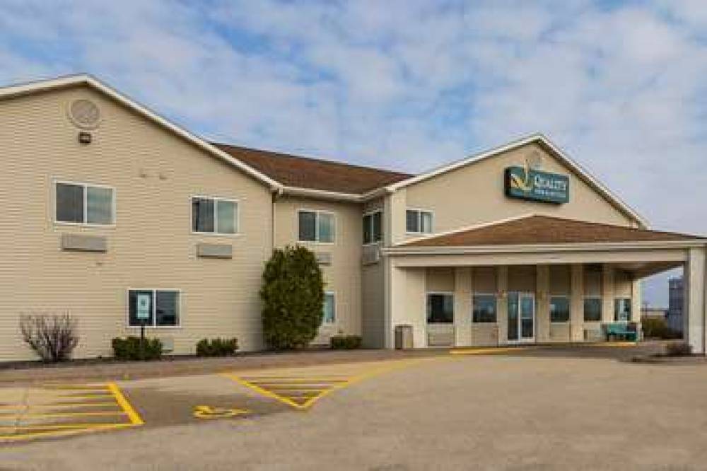 Quality Inn & Suites Belmont Route