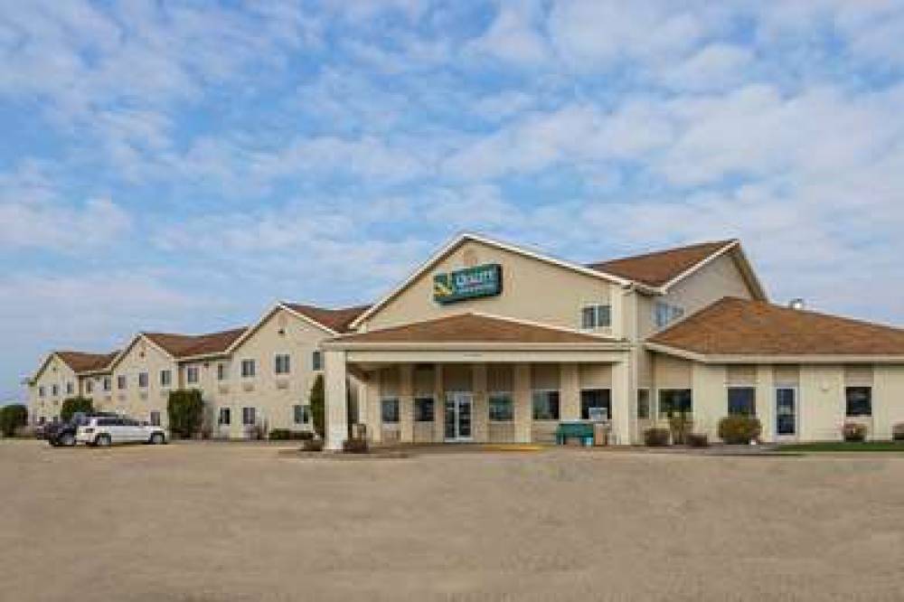 QUALITY INN & SUITES BELMONT ROUTE 2