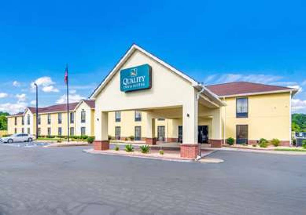 QUALITY INN & SUITES CANTON, GA 1