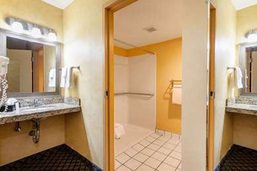 QUALITY INN & SUITES COLDWATER NEAR 2