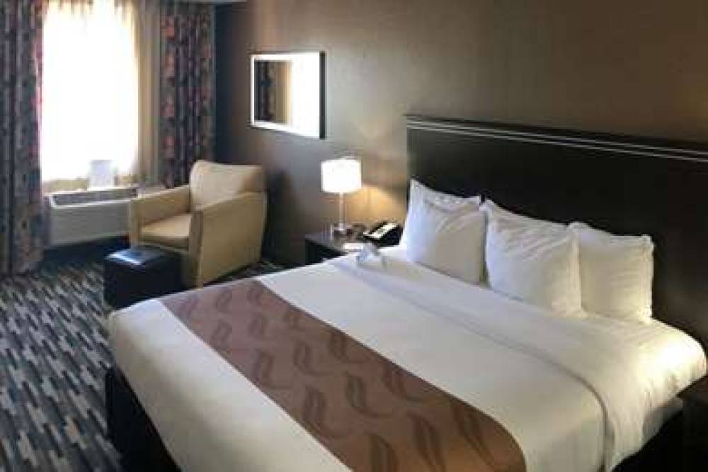 Quality Inn & Suites Denver International Airport 6