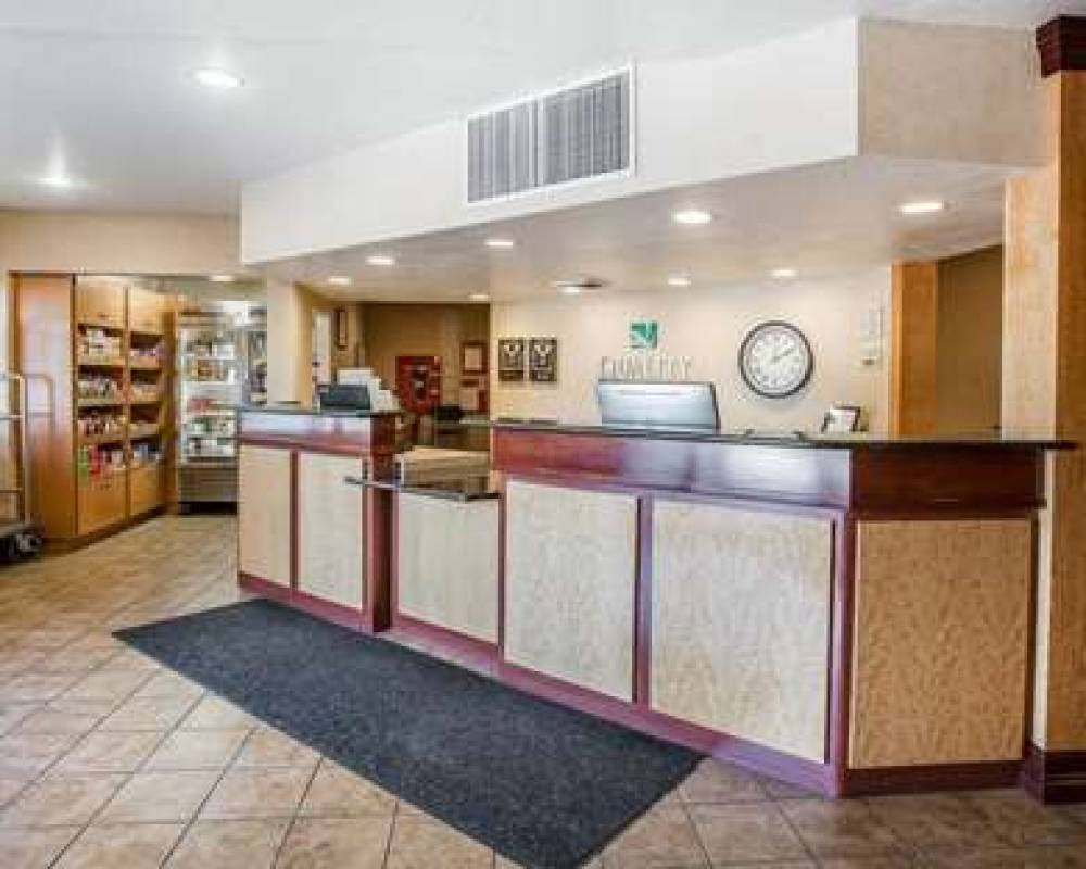 Quality Inn & Suites Denver International Airport 3