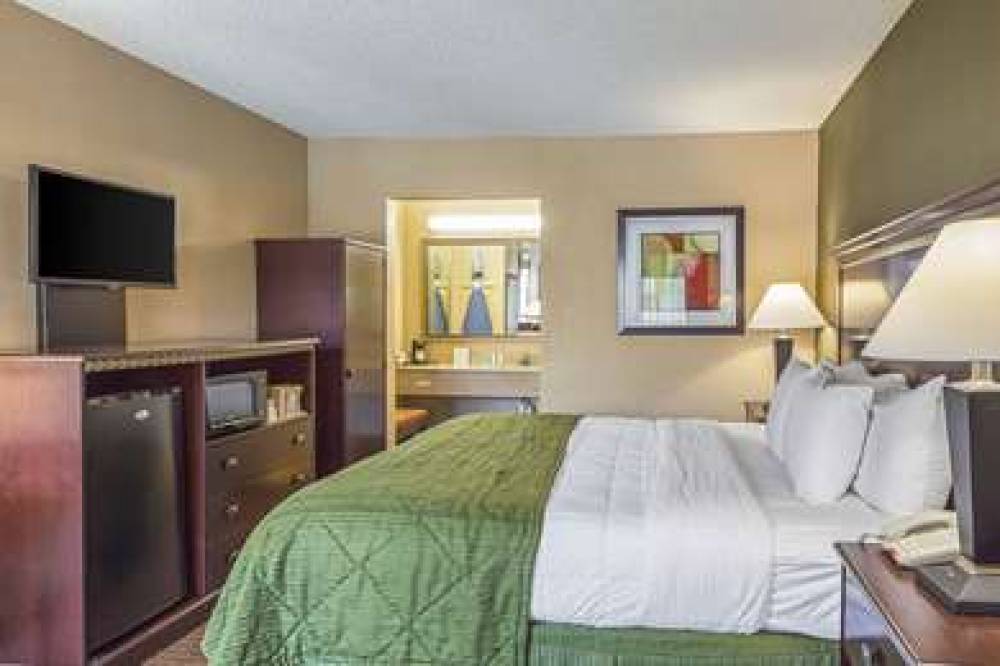 QUALITY INN & SUITES GREENVILLE - H 10