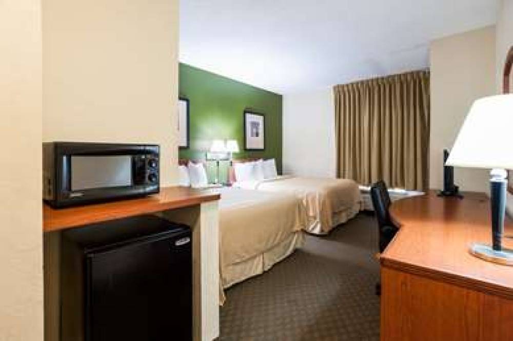 QUALITY INN & SUITES LAKE CHARLES S 6