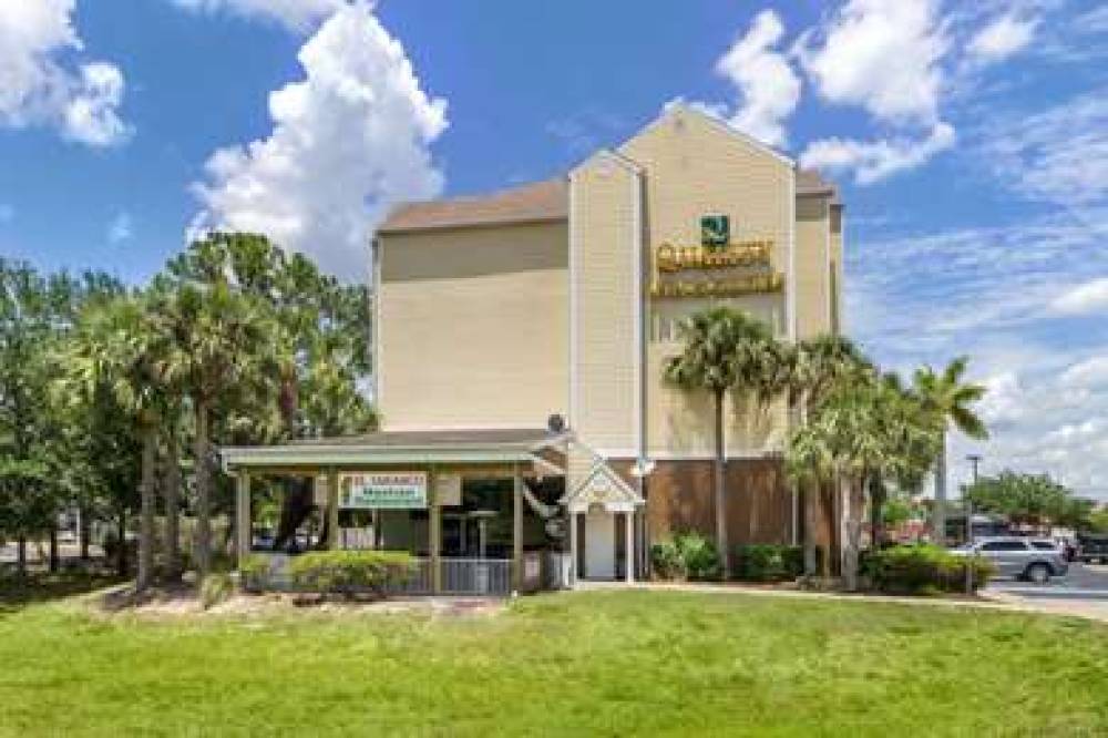 Quality Inn & Suites Lehigh Acres Fort Myers 2