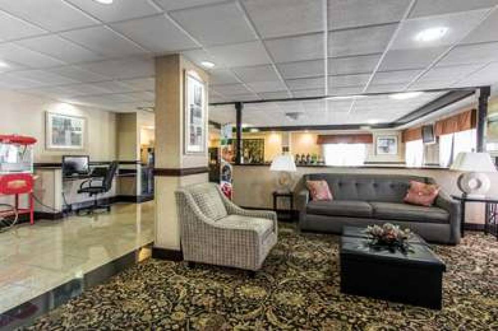 Quality Inn & Suites Memphis East 3