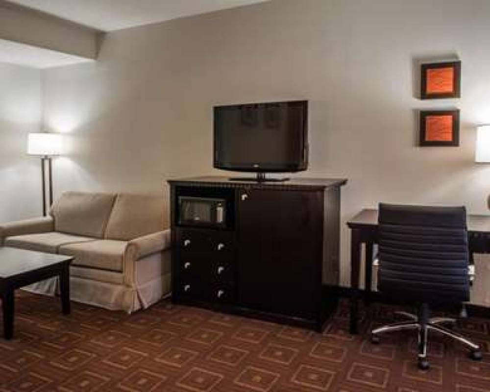 QUALITY INN & SUITES NJ STATE CAPIT 8