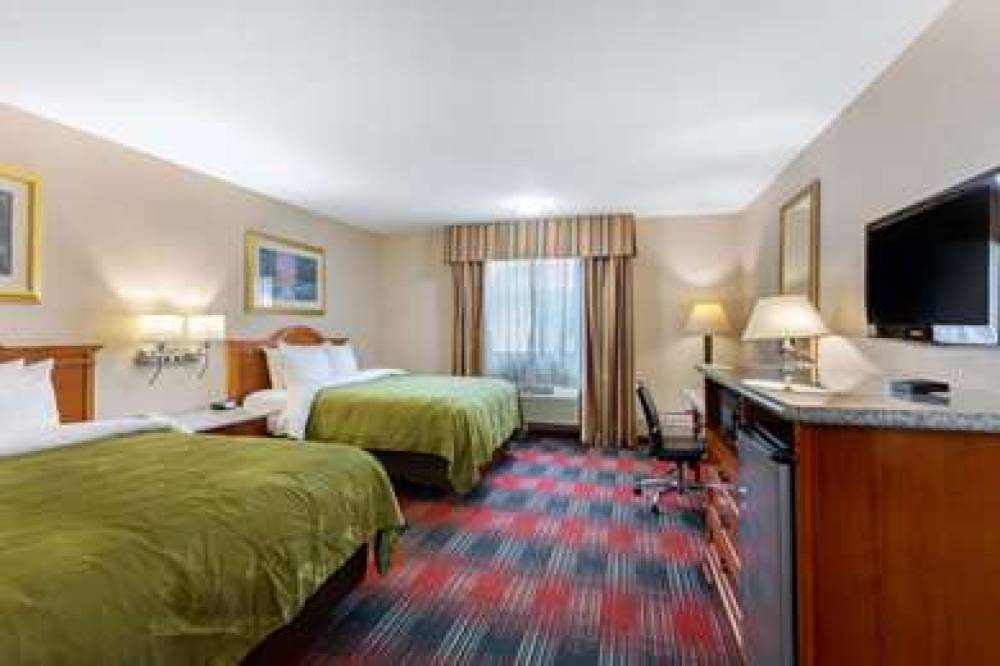 Quality Inn & Suites Oceanside Near Camp Pendleton 8