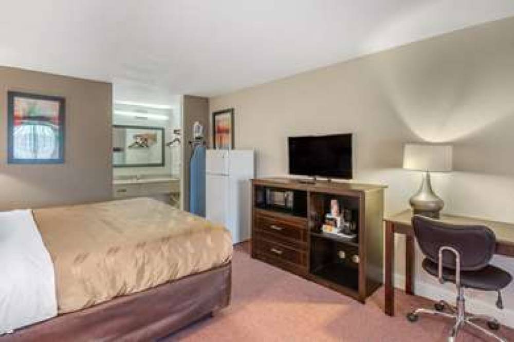 Quality Inn & Suites Port Arthur - Nederland 6