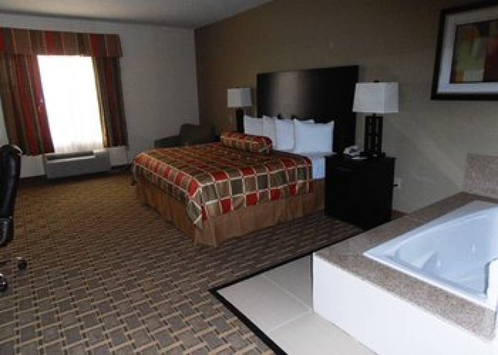 Quality Inn & Suites Port Arthur 2