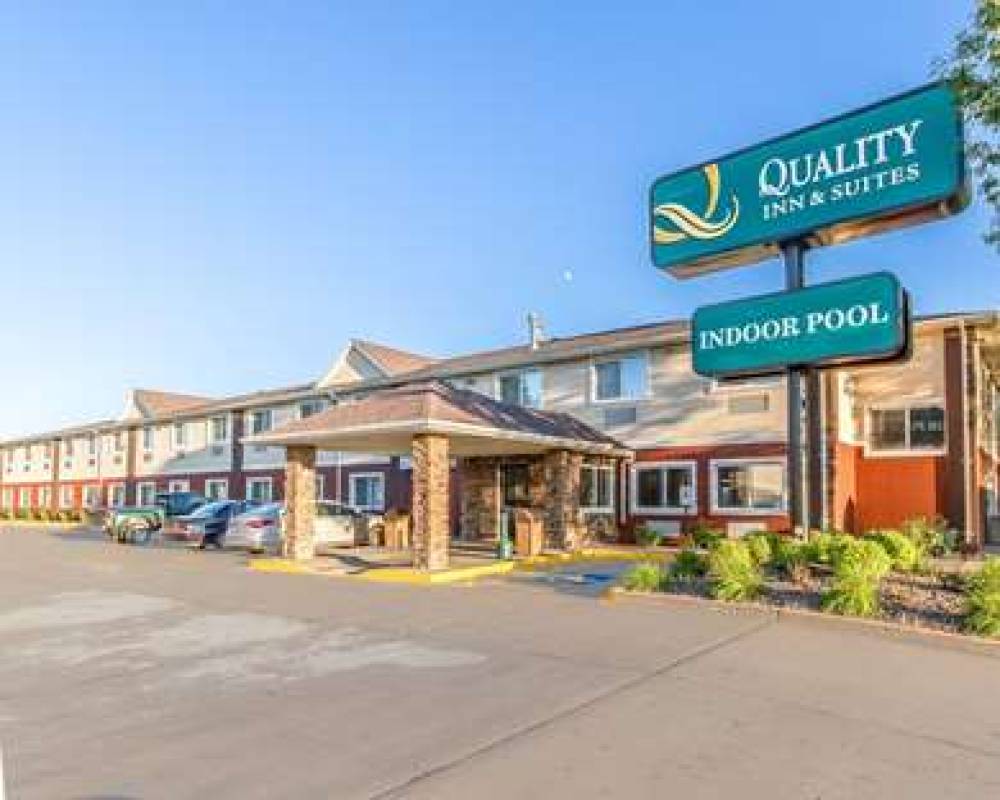 QUALITY INN & SUITES 1