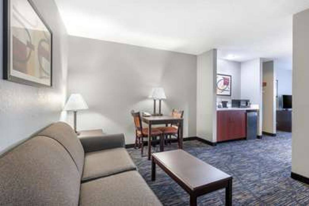 Quality Inn & Suites 1