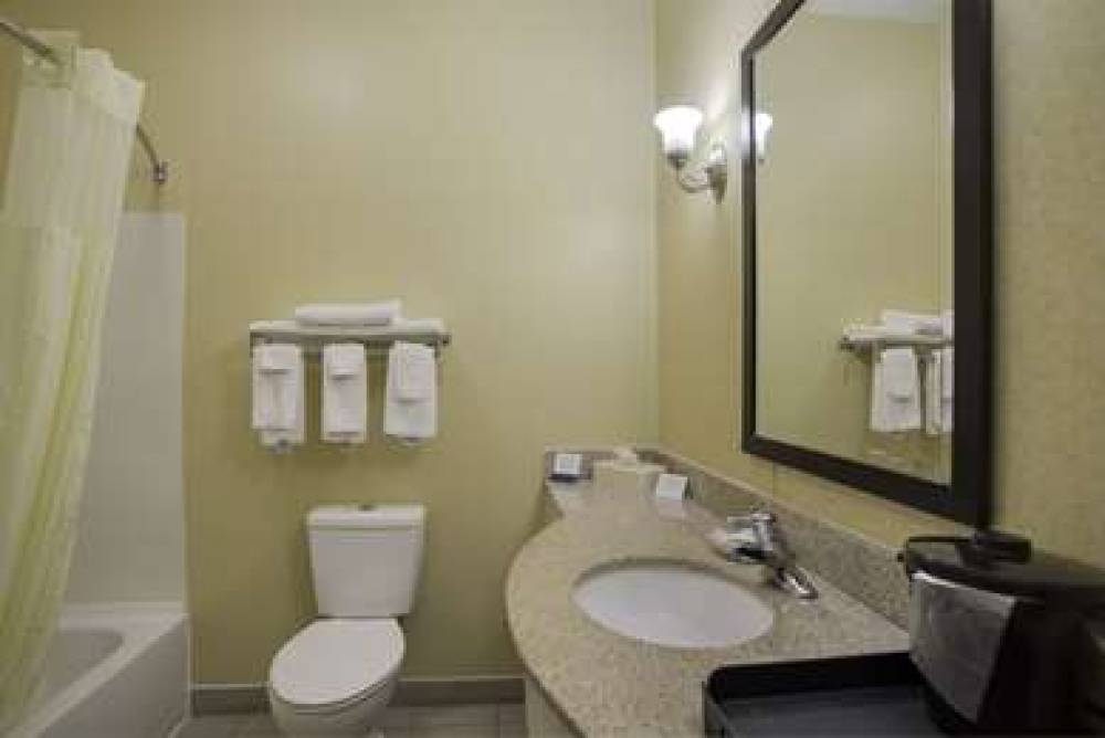 QUALITY INN & SUITES 9