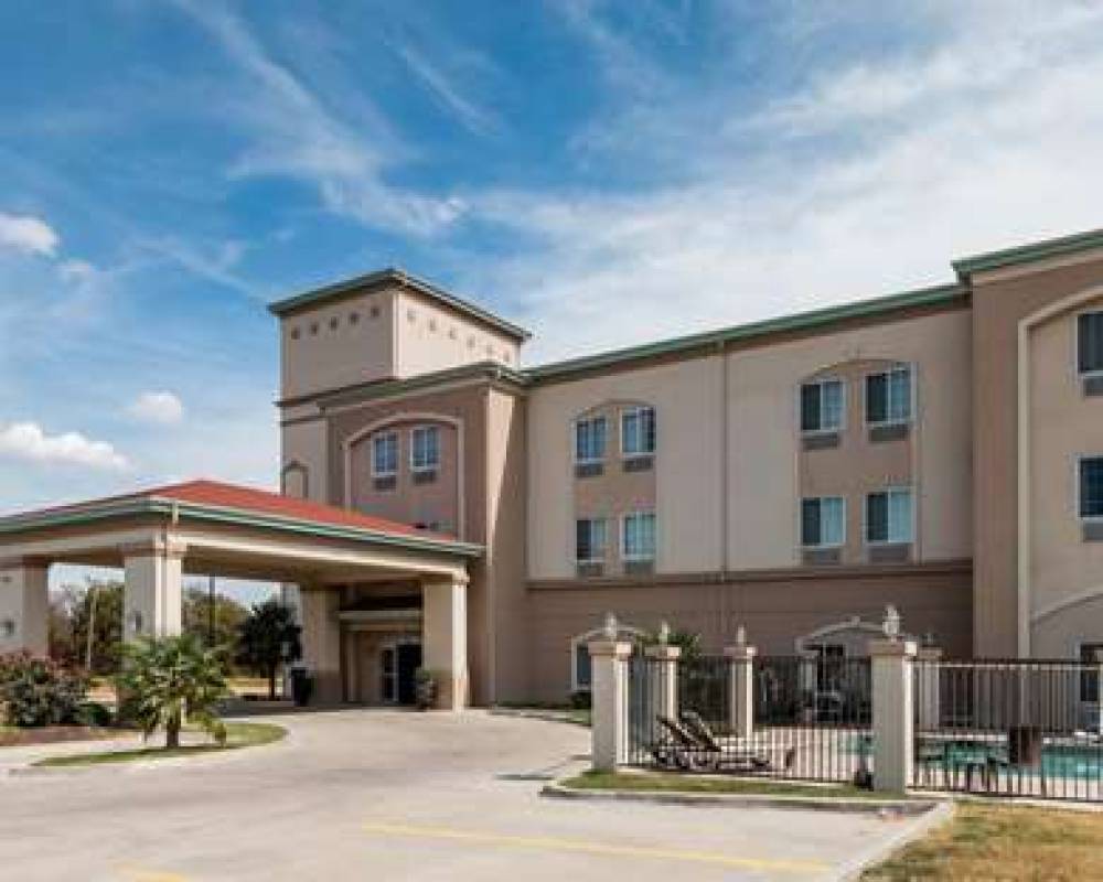 Quality Inn & Suites 3